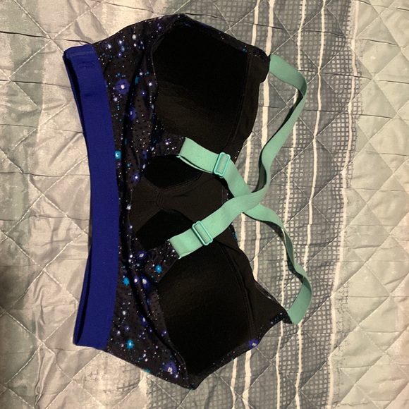 VSX Sports Bra - Picture 4 of 4